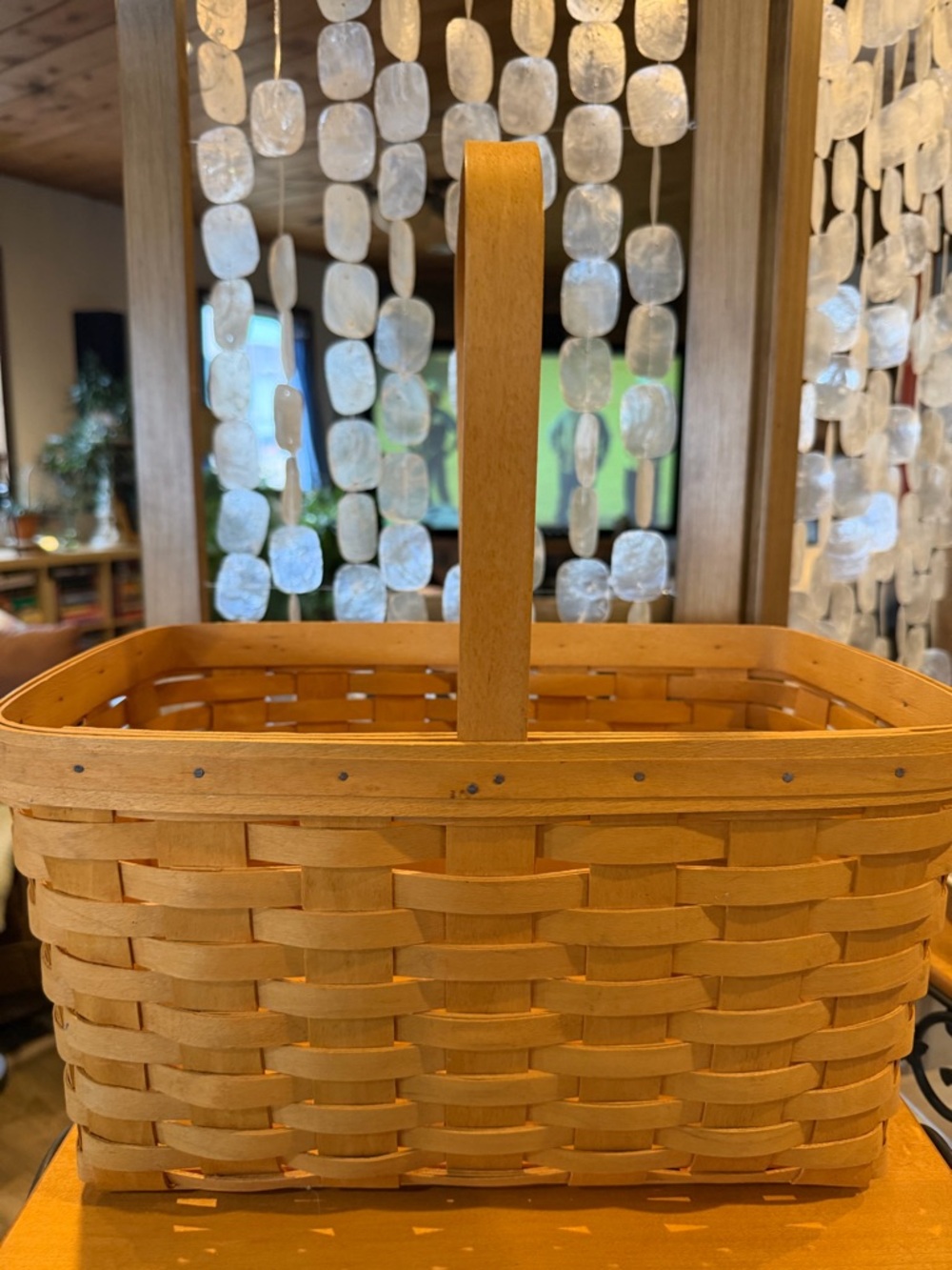 Longaberger Medium Market Basket with stationary handle